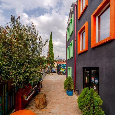 Hotel Tato & Coworking Space Tbilisi Exteriör bild